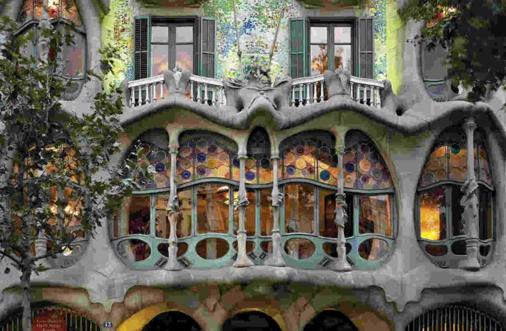 ¡Tras los pasos de un genio: Descubre la Casa Batlló con V!VE!